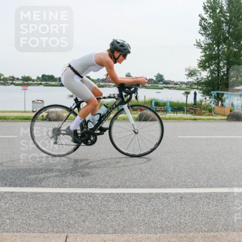 15.06.2025 - 27. Vierlanden-Triathlon H.Heesch http://msf.ph/oto/8030692 15.06.2025 10:34:43 Radfahren 104, 198 meine-sportfotos.de