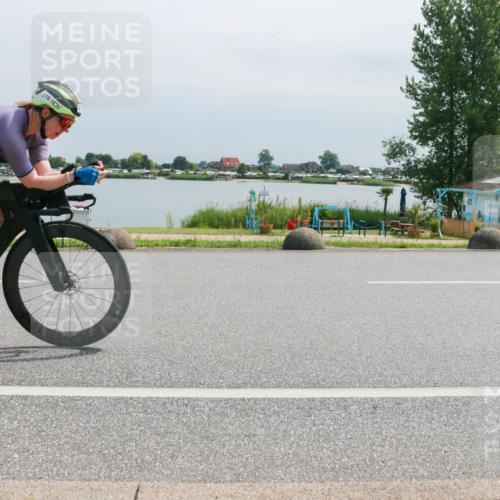 15.06.2025 - 27. Vierlanden-Triathlon H.Heesch http://msf.ph/oto/8030753 15.06.2025 11:31:21 Radfahren 216 meine-sportfotos.de