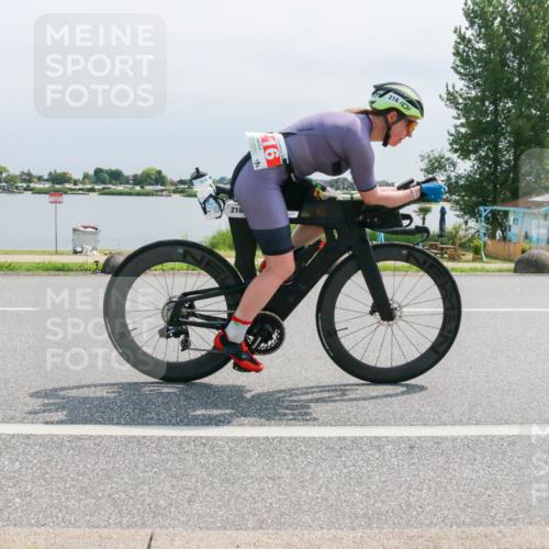 15.06.2025 - 27. Vierlanden-Triathlon H.Heesch http://msf.ph/oto/8030756 15.06.2025 11:31:21 Radfahren 216 meine-sportfotos.de