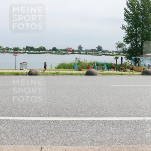 15.06.2025 - 27. Vierlanden-Triathlon H.Heesch http://msf.ph/oto/8031034 15.06.2025 11:32:06 Radfahren 144, 959 meine-sportfotos.de
