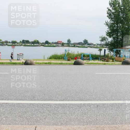 15.06.2025 - 27. Vierlanden-Triathlon H.Heesch http://msf.ph/oto/8031294 15.06.2025 11:32:52 Radfahren 718, 771 meine-sportfotos.de