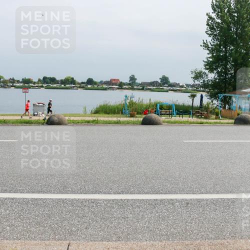 15.06.2025 - 27. Vierlanden-Triathlon H.Heesch http://msf.ph/oto/8031300 15.06.2025 11:32:53 Radfahren 718, 744, 771 meine-sportfotos.de