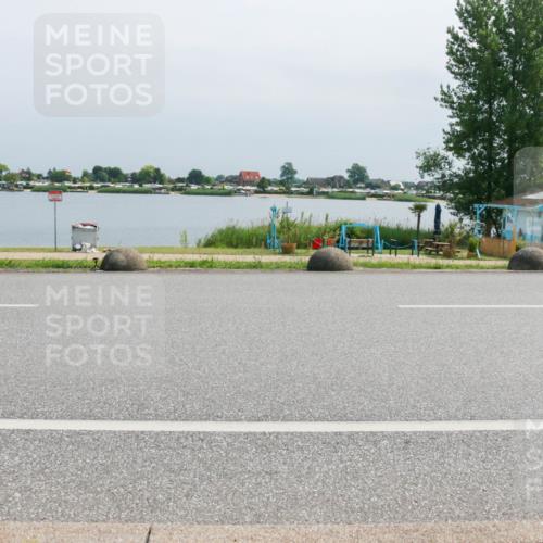 15.06.2025 - 27. Vierlanden-Triathlon H.Heesch http://msf.ph/oto/8031333 15.06.2025 11:33:07 Radfahren 173, 755, 757 meine-sportfotos.de