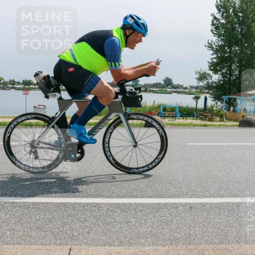15.06.2025 - 27. Vierlanden-Triathlon H.Heesch http://msf.ph/oto/8031375 15.06.2025 11:33:08 Radfahren 173, 755, 757 meine-sportfotos.de