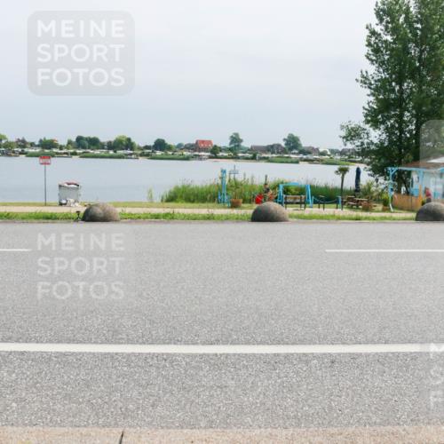15.06.2025 - 27. Vierlanden-Triathlon H.Heesch http://msf.ph/oto/8031420 15.06.2025 11:33:12 Radfahren 173, 755, 757, 950 meine-sportfotos.de