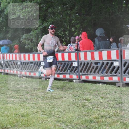 21.06.2025 - 27. Vierlanden-Triathlon KatJ http://msf.ph/oto/8031515 15.06.2025 13:40:51 Ziel 763, 1125 meine-sportfotos.de