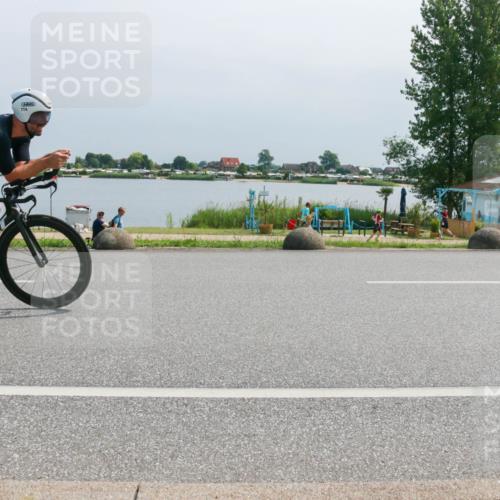 15.06.2025 - 27. Vierlanden-Triathlon H.Heesch http://msf.ph/oto/8031746 15.06.2025 11:34:03 Radfahren 221 meine-sportfotos.de