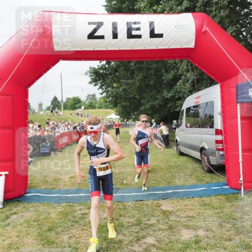 21.06.2025 - 27. Vierlanden-Triathlon MichiJ http://msf.ph/oto/8031942 15.06.2026 12:49:18 Ziel 764, 984, 986, 987, 988 meine-sportfotos.de