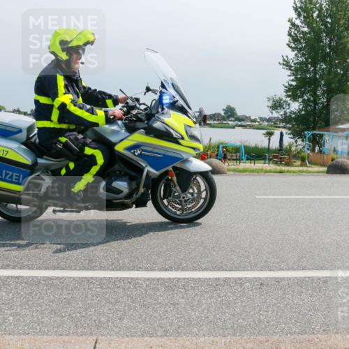 15.06.2025 - 27. Vierlanden-Triathlon H.Heesch http://msf.ph/oto/8032022 15.06.2025 11:34:42 Radfahren 740, 775, 935 meine-sportfotos.de
