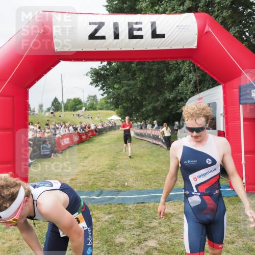 21.06.2025 - 27. Vierlanden-Triathlon MichiJ http://msf.ph/oto/8032040 15.06.2026 12:49:20 Ziel 764, 984, 986, 987, 988 meine-sportfotos.de
