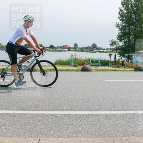 15.06.2025 - 27. Vierlanden-Triathlon H.Heesch http://msf.ph/oto/8032159 15.06.2025 11:35:28 Radfahren 58, 656 meine-sportfotos.de