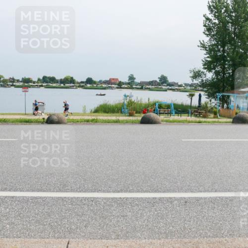 21.06.2025 - 27. Vierlanden-Triathlon H.Heesch http://msf.ph/oto/8032348 15.06.2025 11:36:30 Radfahren 712 meine-sportfotos.de