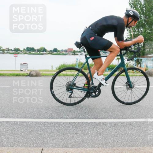 15.06.2025 - 27. Vierlanden-Triathlon H.Heesch http://msf.ph/oto/8032413 15.06.2025 10:39:39 Radfahren 3, 59, 67, 204, 404 meine-sportfotos.de