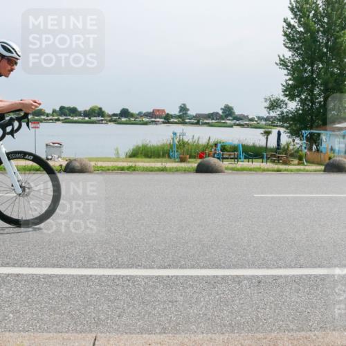 15.06.2025 - 27. Vierlanden-Triathlon H.Heesch http://msf.ph/oto/8032424 15.06.2025 11:36:58 Radfahren 123, 642 meine-sportfotos.de