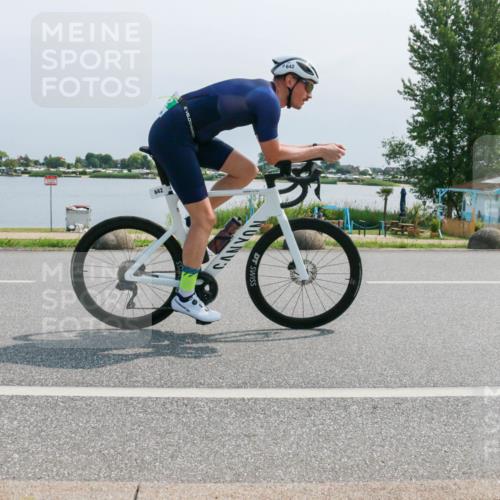 15.06.2025 - 27. Vierlanden-Triathlon H.Heesch http://msf.ph/oto/8032433 15.06.2025 11:36:58 Radfahren 123, 642 meine-sportfotos.de