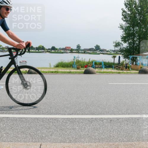 15.06.2025 - 27. Vierlanden-Triathlon H.Heesch http://msf.ph/oto/8032483 15.06.2025 11:37:33 Radfahren 90, 686 meine-sportfotos.de