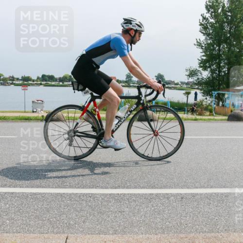 15.06.2025 - 27. Vierlanden-Triathlon H.Heesch http://msf.ph/oto/8032536 15.06.2025 11:37:47 Radfahren 683, 691, 759 meine-sportfotos.de