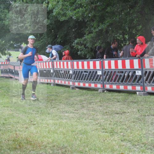21.06.2025 - 27. Vierlanden-Triathlon KatJ http://msf.ph/oto/8032658 15.06.2025 13:43:31 Ziel 144, 945 meine-sportfotos.de