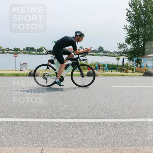 21.06.2025 - 27. Vierlanden-Triathlon H.Heesch http://msf.ph/oto/8032704 15.06.2025 11:38:46 Radfahren 636, 668, 793 meine-sportfotos.de