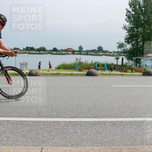 21.06.2025 - 27. Vierlanden-Triathlon H.Heesch http://msf.ph/oto/8032722 15.06.2025 11:38:49 Radfahren 636, 668, 744, 793 meine-sportfotos.de