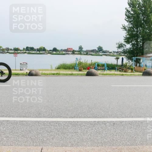 15.06.2025 - 27. Vierlanden-Triathlon H.Heesch http://msf.ph/oto/8032768 15.06.2025 11:39:00 Radfahren 227, 732, 755 meine-sportfotos.de