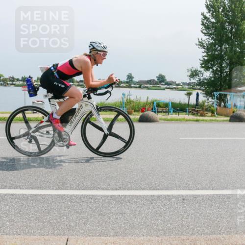 15.06.2025 - 27. Vierlanden-Triathlon H.Heesch http://msf.ph/oto/8032789 15.06.2025 11:39:04 Radfahren 227, 732, 733 meine-sportfotos.de