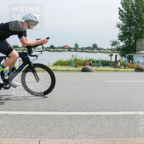 15.06.2025 - 27. Vierlanden-Triathlon H.Heesch http://msf.ph/oto/8032817 15.06.2025 11:39:16 Radfahren 220, 641, 667, 723, 746, 808 meine-sportfotos.de