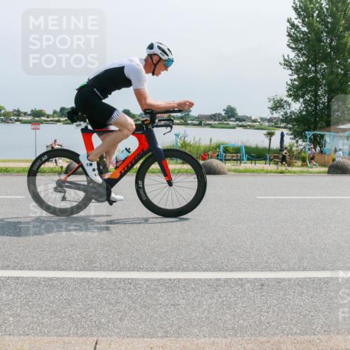15.06.2025 - 27. Vierlanden-Triathlon H.Heesch http://msf.ph/oto/8032851 15.06.2025 11:39:18 Radfahren 220, 641, 667, 723, 746, 808 meine-sportfotos.de
