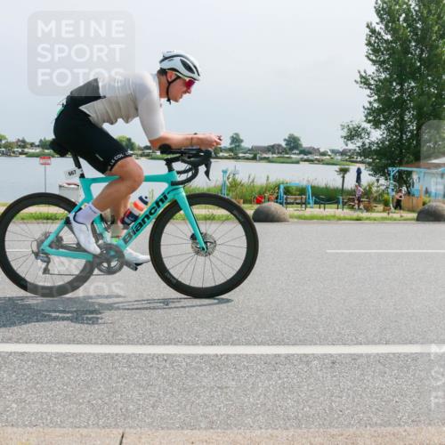 15.06.2025 - 27. Vierlanden-Triathlon H.Heesch http://msf.ph/oto/8032862 15.06.2025 11:39:19 Radfahren 220, 641, 667, 723, 746, 808 meine-sportfotos.de