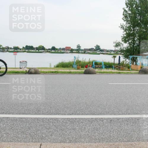 15.06.2025 - 27. Vierlanden-Triathlon H.Heesch http://msf.ph/oto/8032920 15.06.2025 10:40:46 Radfahren 193, 253, 556 meine-sportfotos.de