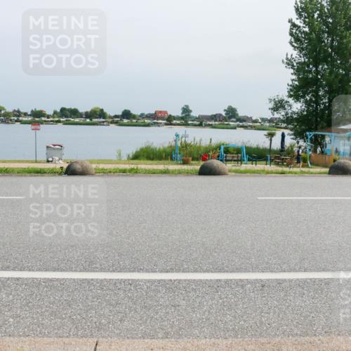 15.06.2025 - 27. Vierlanden-Triathlon H.Heesch http://msf.ph/oto/8033274 15.06.2025 11:40:23 Radfahren  meine-sportfotos.de