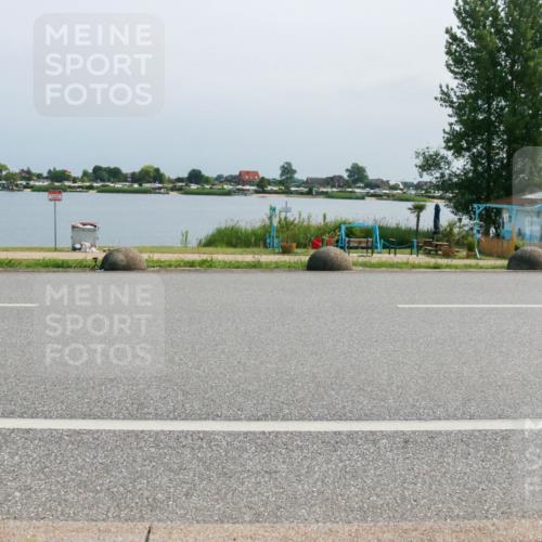 15.06.2025 - 27. Vierlanden-Triathlon H.Heesch http://msf.ph/oto/8033359 15.06.2025 11:40:25 Radfahren  meine-sportfotos.de