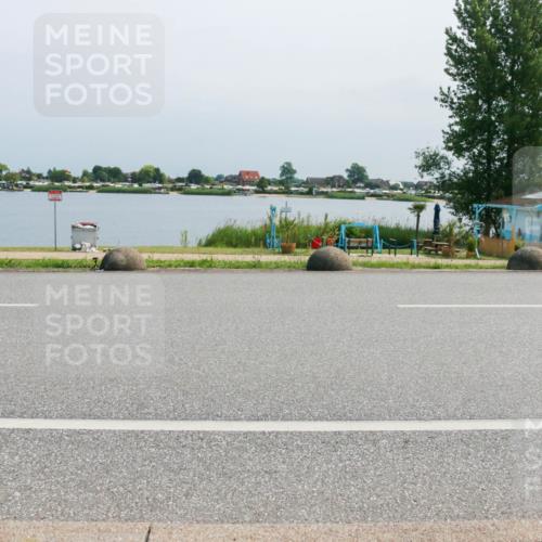 15.06.2025 - 27. Vierlanden-Triathlon H.Heesch http://msf.ph/oto/8033380 15.06.2025 11:40:26 Radfahren 707 meine-sportfotos.de