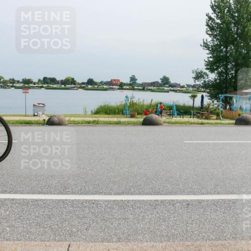 21.06.2025 - 27. Vierlanden-Triathlon H.Heesch http://msf.ph/oto/8033483 15.06.2025 11:40:31 Radfahren 206, 647, 694, 707, 710, 740, 760 meine-sportfotos.de