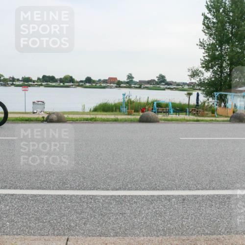15.06.2025 - 27. Vierlanden-Triathlon H.Heesch http://msf.ph/oto/8033714 15.06.2025 10:41:49 Radfahren 45, 93, 121, 134, 205 meine-sportfotos.de