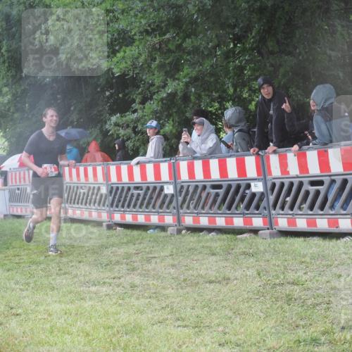 21.06.2025 - 27. Vierlanden-Triathlon KatJ http://msf.ph/oto/8033953 15.06.2025 13:47:11 Ziel 84, 1147 meine-sportfotos.de