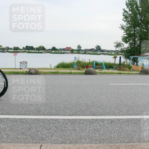 15.06.2025 - 27. Vierlanden-Triathlon H.Heesch http://msf.ph/oto/8033992 15.06.2025 10:42:20 Radfahren 29, 139, 287 meine-sportfotos.de