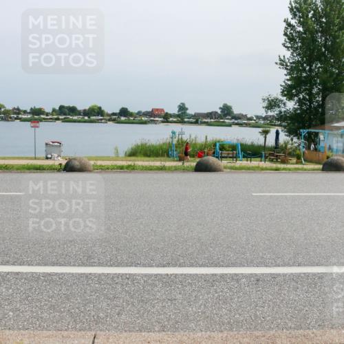 21.06.2025 - 27. Vierlanden-Triathlon H.Heesch http://msf.ph/oto/8034163 15.06.2025 11:41:10 Radfahren 715, 778, 867, 883, 884 meine-sportfotos.de