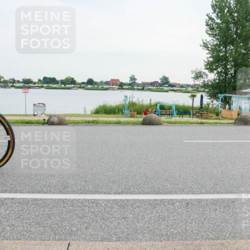 15.06.2025 - 27. Vierlanden-Triathlon H.Heesch http://msf.ph/oto/8034174 15.06.2025 10:42:23 Radfahren 139, 287 meine-sportfotos.de