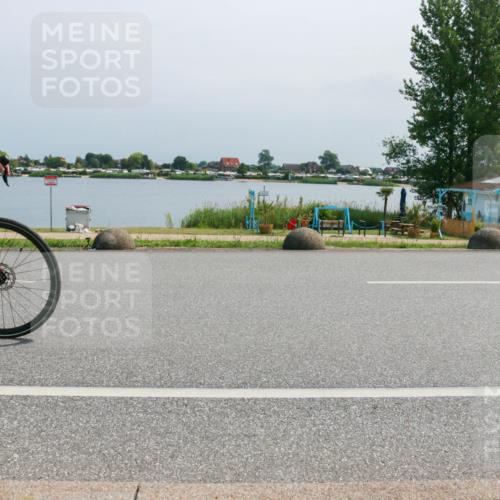 21.06.2025 - 27. Vierlanden-Triathlon H.Heesch http://msf.ph/oto/8034285 15.06.2025 11:41:19 Radfahren 696, 706, 709 meine-sportfotos.de
