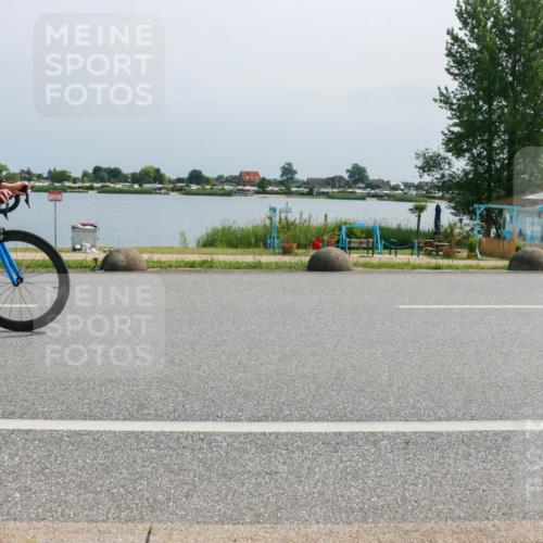 21.06.2025 - 27. Vierlanden-Triathlon H.Heesch http://msf.ph/oto/8034296 15.06.2025 11:41:19 Radfahren 696, 706, 709 meine-sportfotos.de