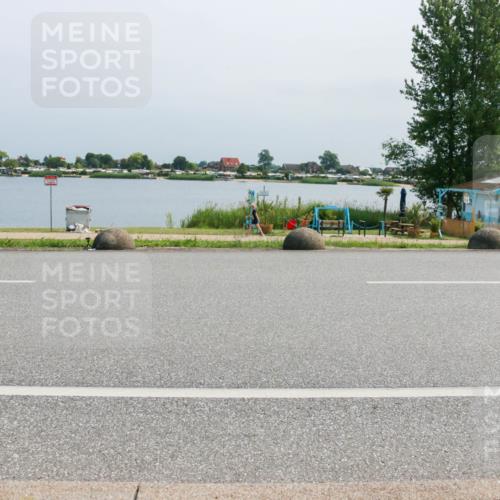 21.06.2025 - 27. Vierlanden-Triathlon H.Heesch http://msf.ph/oto/8034546 15.06.2025 11:42:30 Radfahren 48, 751, 762, 859 meine-sportfotos.de