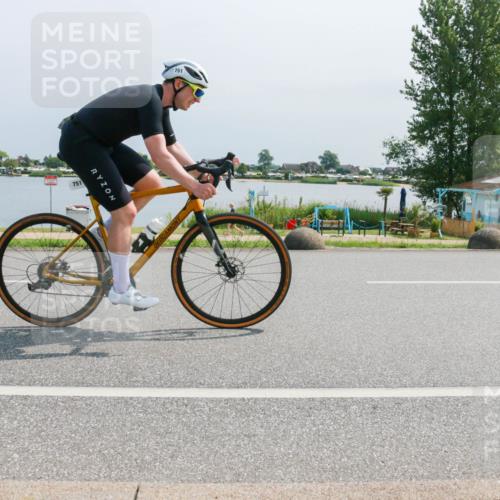 21.06.2025 - 27. Vierlanden-Triathlon H.Heesch http://msf.ph/oto/8034557 15.06.2025 11:42:31 Radfahren 48, 751, 762, 859 meine-sportfotos.de