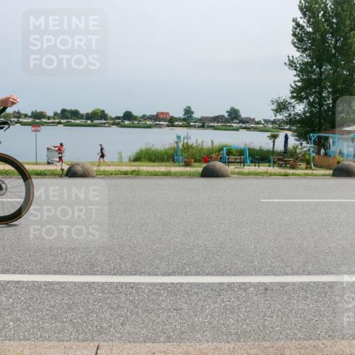 21.06.2025 - 27. Vierlanden-Triathlon H.Heesch http://msf.ph/oto/8034571 15.06.2025 11:42:33 Radfahren 48, 751, 762, 859 meine-sportfotos.de