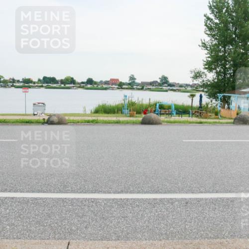 15.06.2025 - 27. Vierlanden-Triathlon H.Heesch http://msf.ph/oto/8034635 15.06.2025 10:43:03 Radfahren 74, 102, 236 meine-sportfotos.de