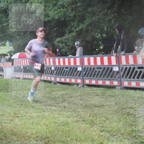 21.06.2025 - 27. Vierlanden-Triathlon KatJ http://msf.ph/oto/8034650 15.06.2025 13:49:23 Ziel 142, 1103, 1137, 1158 meine-sportfotos.de