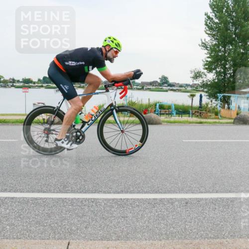 15.06.2025 - 27. Vierlanden-Triathlon H.Heesch http://msf.ph/oto/8034755 15.06.2025 10:43:08 Radfahren 74, 102, 202, 236 meine-sportfotos.de