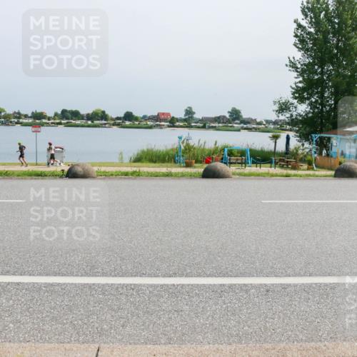 15.06.2025 - 27. Vierlanden-Triathlon H.Heesch http://msf.ph/oto/8034780 15.06.2025 11:43:04 Radfahren 688, 817 meine-sportfotos.de