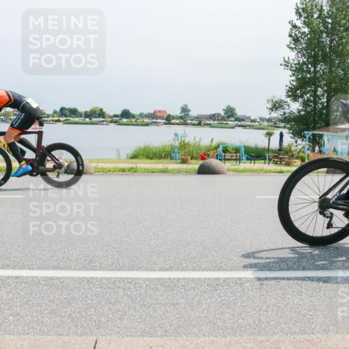 15.06.2025 - 27. Vierlanden-Triathlon H.Heesch http://msf.ph/oto/8034845 15.06.2025 11:43:08 Radfahren 688, 817, 853, 854 meine-sportfotos.de