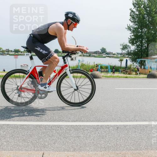 21.06.2025 - 27. Vierlanden-Triathlon H.Heesch http://msf.ph/oto/8034983 15.06.2025 11:43:20 Radfahren 637, 741, 747, 810 meine-sportfotos.de
